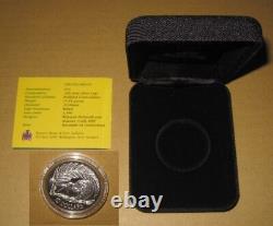 1998 NEW ZEALAND KIWI $10 BU SILVER COIN with coa & box RARE