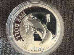 2002 New Zealand 5 Dollars Silver Proof Hector's Dolphin