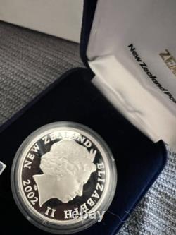 2002 New Zealand 5 Dollars Silver Proof Hector's Dolphin