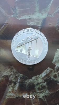 2015 Niue $2 Vietnam Veterans Memorial 1 oz. 999 Silver Proof America's Parks