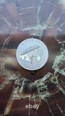 2015 Niue $2 Vietnam Veterans Memorial 1 oz. 999 Silver Proof America's Parks