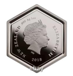 2018 1oz Silver Manuka Honey Bee New Zealand Hexagonal