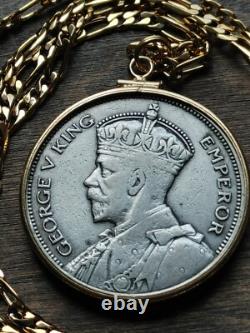 Handsome 1933 New Zealand Silver Half Crown on a 24 Gold Filled Chain