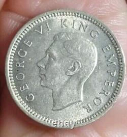 New Zealand 1942 3 Pence One Dot Variety. Rare CH AU/Unc, Luster, Detail