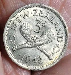 New Zealand 1942 3 Pence One Dot Variety. Rare CH AU/Unc, Luster, Detail