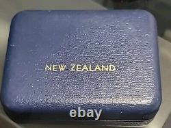 New Zealand 1974 Dollar New Zealand Day Silver Frosted Cameo Blue Case