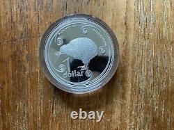 New Zealand 2004 1 OZ Silver Proof Kiwi Coin box and COA