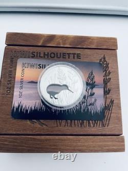 New Zealand 2015 1oz Silver Dollar Proof Coin Kiwi Silhouette