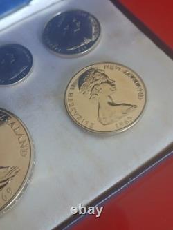 New Zealand Cook Commemorative Coin Issue (Set)