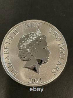 Wonder Woman DC Comics $2 Niue New Zealand Mint. 999 fine 1oz ty fine silver BU