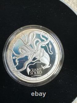 1 oz. ronde en argent 999 2015 2 $ Niue colorisée calmar géant New Zealand Mint