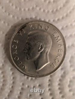 1942 NOUVELLE-ZÉLANDE ROYAUME-UNI Roi George VI VIEIL Argent 1/2 Couronne Pièce BU