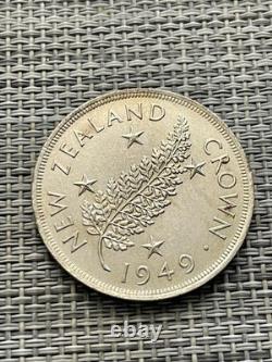 1949 PLANTE DE FOUGÈRE ARGENTÉE DE NOUVELLE-ZÉLANDE Pièce Crown sous le roi britannique George CHOSE AU #A8