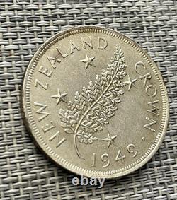 1949 PLANTE DE FOUGÈRE ARGENTÉE DE NOUVELLE-ZÉLANDE Pièce Crown sous le roi britannique George CHOSE AU #A8