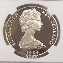 1984 1 $ Nouvelle-Zélande îles Chatham Rouge-gorge noir. 8094 oz ASW NGC PF 68 UC Q2770