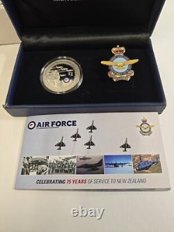 2012 Nouvelle-Zélande 1 $ Argent. 999 Monnaie de preuve 75e anniversaire de la Royal Air Force