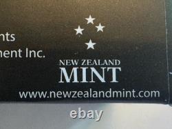 2021 1oz. 999 ARGENT FIN. MONNAIE DE NIUE. BATMAN VOLANT. Avec OGP et COA