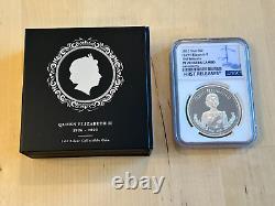 2022 Niue Argent $2 1926-2022 Reine Elizabeth II 2e Premiers Tirages NGC PF 70