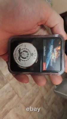 2025 Niue Extinction 1 oz 999 épreuve inverse NGC PF PR70 avec spécimen de météorite Ag