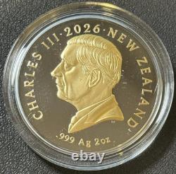 2026 2 Oz. 999 Argent Épreuve Nouvelle-Zélande Te Kiwi Nui Pièce Couleur Noir et Or