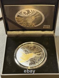 2026 2 Oz. 999 Argent Épreuve Nouvelle-Zélande Te Kiwi Nui Pièce Couleur Noir et Or