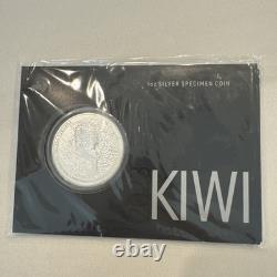 Carte de pièce spécimen Kiwi en argent de 1 dollar, 1 once, Nouvelle-Zélande 2023 Carte de pièce spécimen Kiwi en argent de 1 dollar, 1 once, Nouvelle-Zélande 2023