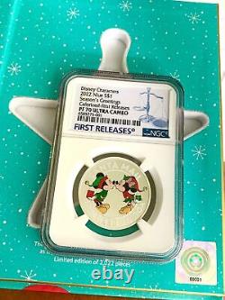 Coa 001 2022 Niue Disney's Season's Greetings Christmas 1/2oz Silver Coin Ngc 70fr