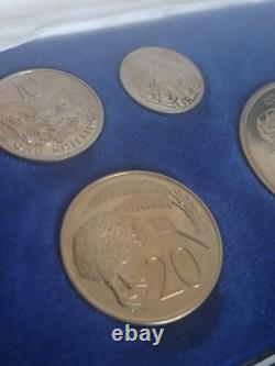 Émission de pièces commémoratives Cook de Nouvelle-Zélande (Ensemble)