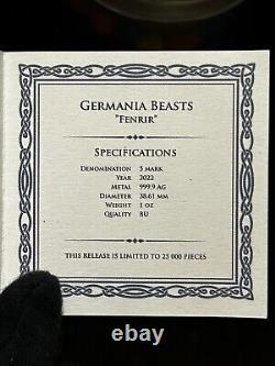 En français, cela se traduirait par : Ensemble de pièces de monnaie Germania Beasts Fenrir 2 x 1 oz. en argent 9999 BU de 2022 avec capsule duo.