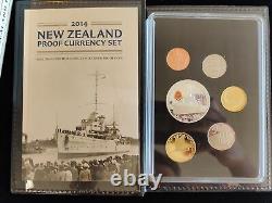 Ensemble de Monnaie de Preuve de Nouvelle-Zélande 2014 avec 1oz Preuve d'Argent HMS Achilles #09664