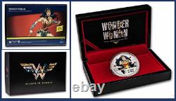 Ligue de justice de Niue 80e anniversaire de Wonder Woman 1 oz d'argent DC JLA de 2021