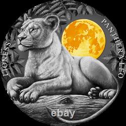 Niue 2021 Wildlife In The Moonlight Lioness 5 $ Pièce D'argent 2 Oz