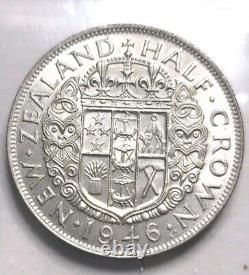 Nouvelle-Zélande 1946 1/2 Couronne Superbe Gemme. Rare Grade Élevé avec Plein Lustre.