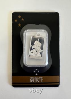 Pendentif en argent 999,9 de 5 g St George et le dragon de la New Zealand Mint, rare et peu courant