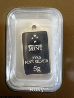 Pendentif en argent 999,9 de 5 g St George et le dragon de la New Zealand Mint, rare et peu courant