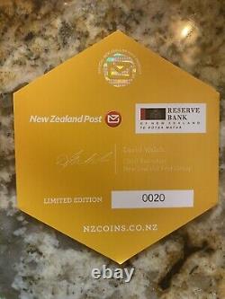Pièce de collection hexagonale en argent de 1 once 2018, 1 dollar néo-zélandais, représentant l'abeille de miel de manuka