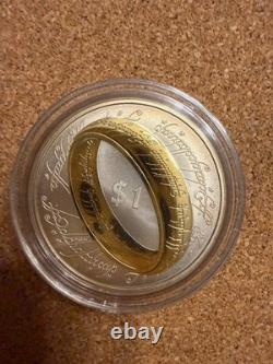 Pièce en argent de 1 $ de Nouvelle-Zélande de 2003 Seigneur des Anneaux dans une vitrine