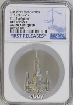 Star Wars Mandalorian N-1 Starfighter 2023 Niue 1oz Silver $2 Coin NGC 70 FR translated into French is: Star Wars Mandalorian N-1 Starfighter 2023 Niue 1oz Argent $2 Pièce NGC 70 FR.
